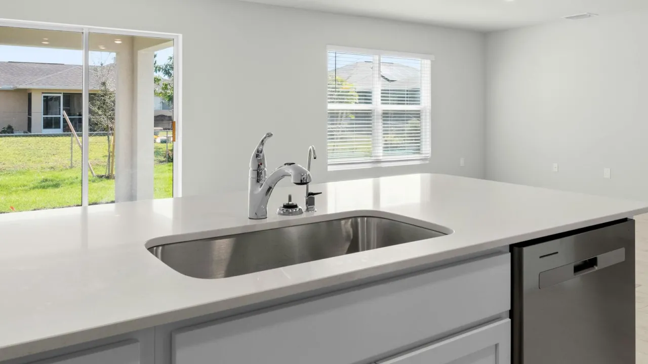 Як за допомогою оцту позбутися неприємного запаху з раковини 