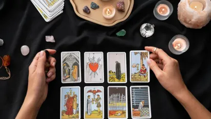 Гороскоп на 22 квітня 2025 року за картами Таро для всіх знаків Зодіаку - фото