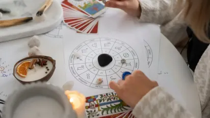 Гороскоп на 25 квітня 2025 року за картами Таро для всіх знаків Зодіаку - фото