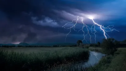 В Україну йде похолодання: грози, дощі та сильний вітер 26 квітня - фото