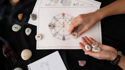 Гороскоп на 27 квітня 2025 року для всіх знаків Зодіаку - фото