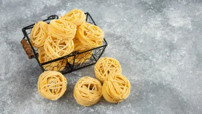 Небезпека на полицях супермаркетів: які макарони краще оминати - фото