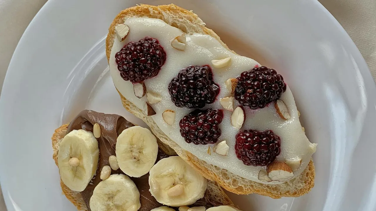 Чому не варто боятися хліба і шоколаду: дієтологи пояснили головну помилку схуднення 