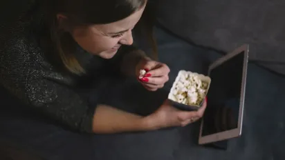 ТОП-5 українських серіалів, які захоплюють з першої серії: їх можна подивитися на YouTube (ВІДЕО) - фото