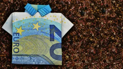 Українців закликали не купувати Євро: в чому причина? - фото