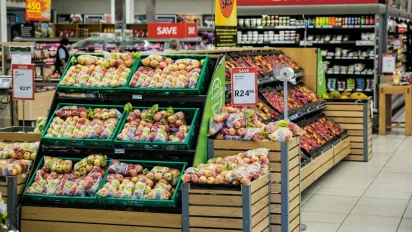 В Україні різко зростуть ціни на популярні продукти - фото