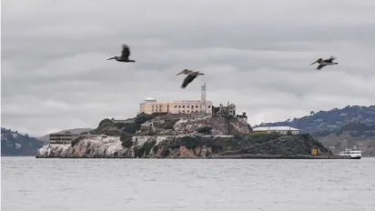 Трамп наказав відновити відому на весь світ в'язницю, яка була закрита 62 роки - фото