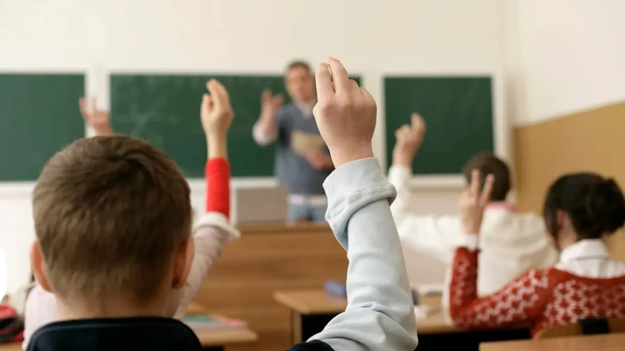 Понад 21 тисяча учнів повернулися до навчання: ЄС та ООН відновили 66 шкіл в Україні 