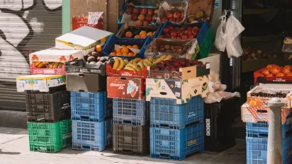 Врожай під ударом: як весняна погода змінить вартість фруктів і ягід - фото