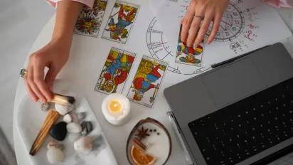 Гороскоп на 13 травня 2025 року за картами Таро для всіх знаків Зодіаку  - фото