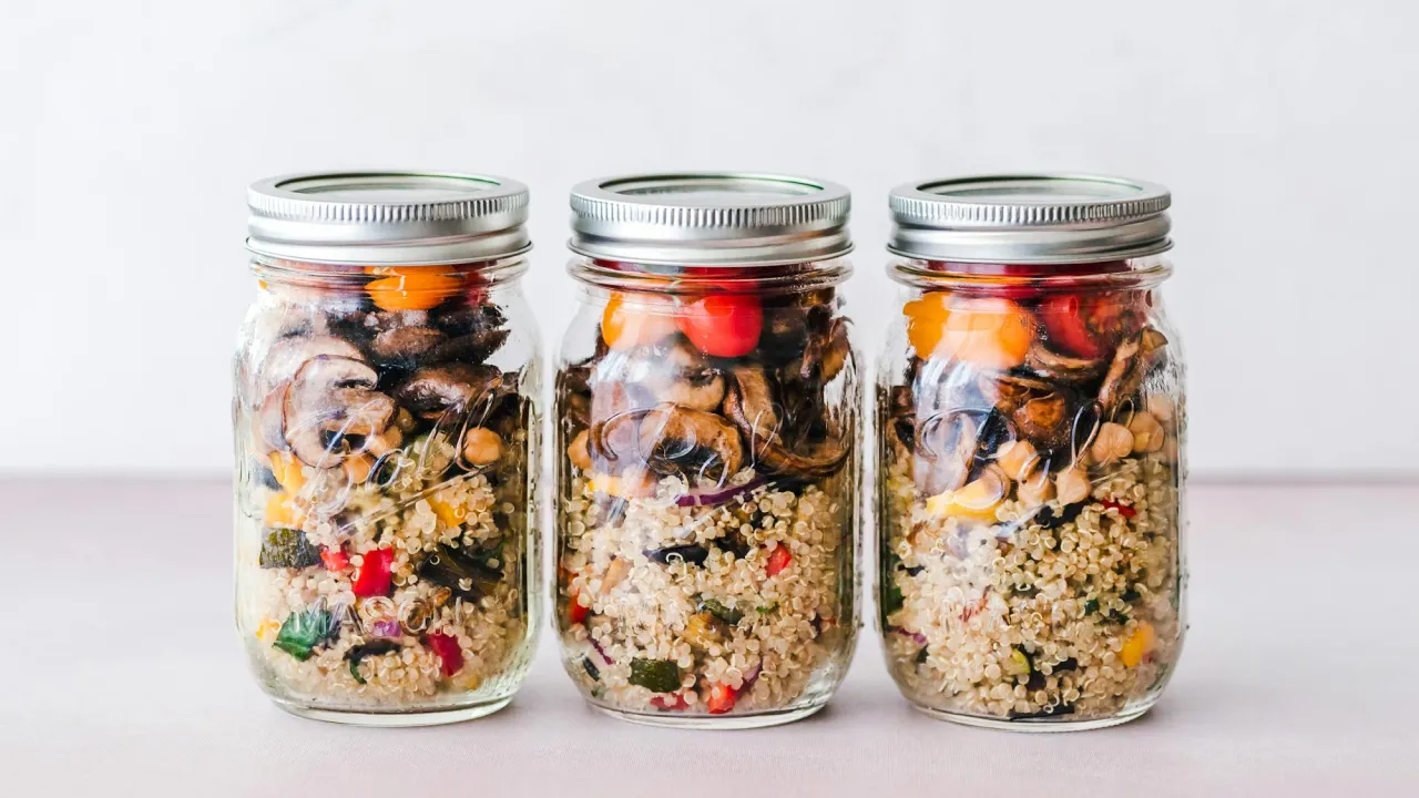 Господині в захваті: простий спосіб відкрити банку без травм і клопоту 