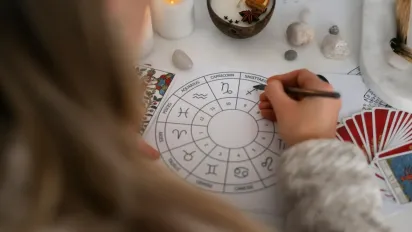 Гороскоп на 15 травня 2025 року для всіх знаків Зодіаку  - фото