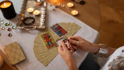 Гороскоп на 16 травня 2025 року за картами Таро для всіх знаків Зодіаку - фото