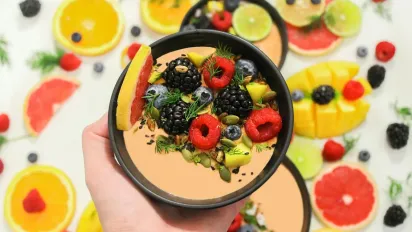 Їж і худни: найкращі 5 продуктів, які прибирають живіт природним шляхом - фото