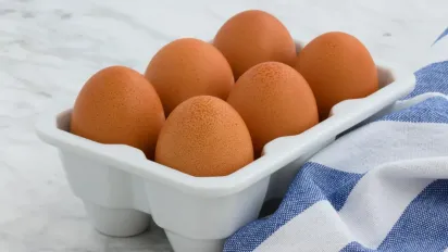 Ідеально почищені варені яйця: проста хитрість, яка працює безвідмовно - фото