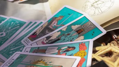 Гороскоп на 19 травня 2025 року за картами Таро для всіх знаків Зодіаку - фото