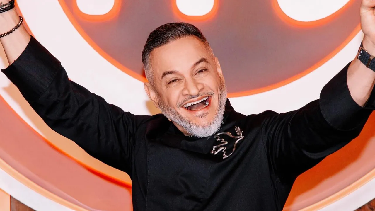 Суддя шоу "МастерШеф" Ектор Хіменес-Браво вступив до лав Збройних сил України. 