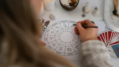 Жінки-магніти: які знаки Зодіаку найсильніше закохують чоловіків - фото