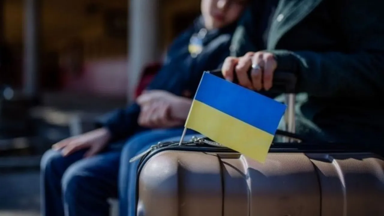 Стало відомо, скільки осіб залишили Україну з початку року: в яких країнах найбільше біженців 