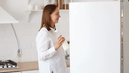 Як позбутися запаху в холодильнику: 7 ефективних і дешевих способів - фото