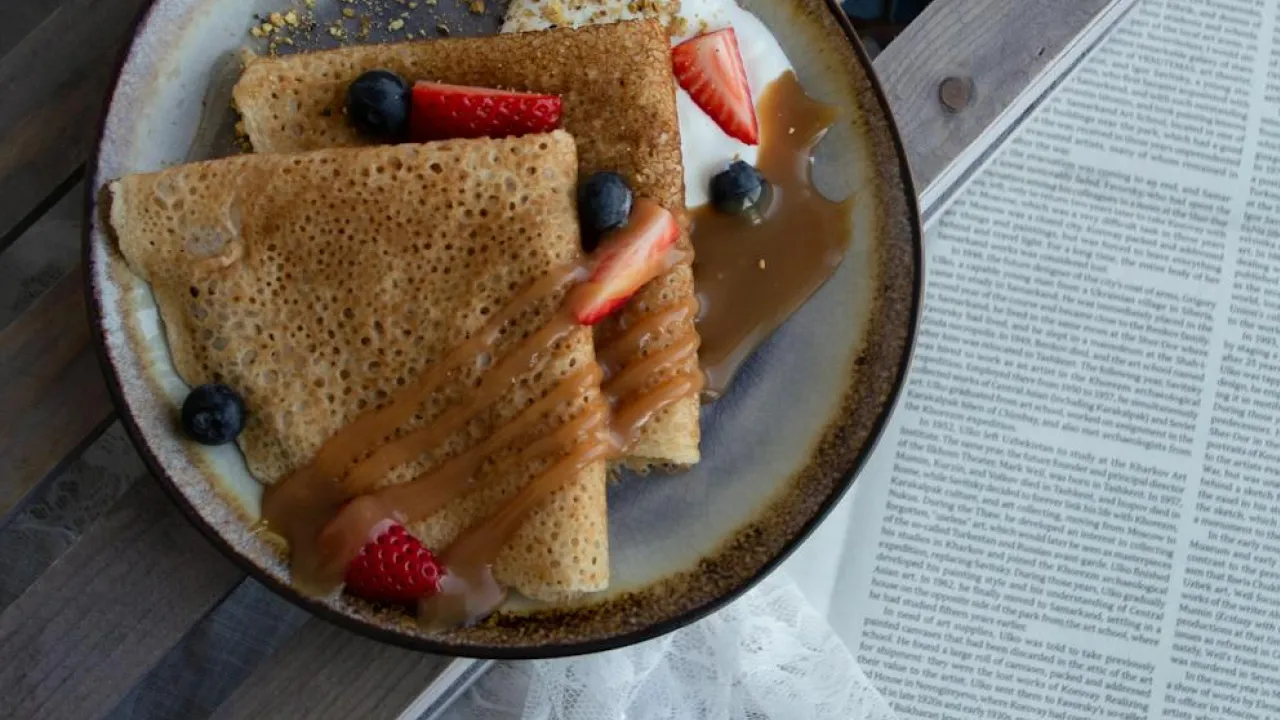 Що приготувати з учорашніх млинців: рецепт смачного сніданку 