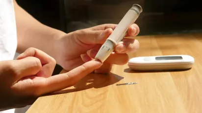 Лікарі попереджають: ранні симптоми діабету, які часто не беруть до уваги - фото