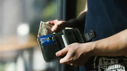 Фінансові труднощі у червні: які три знаки зодіаку можуть залишитися без грошей і що з цим робити - фото