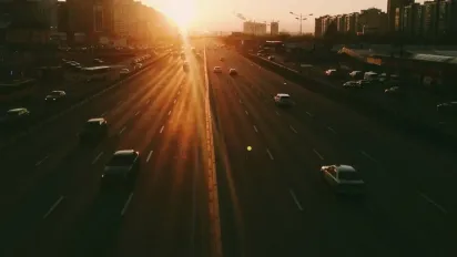 Рейди на дорогах: кого з водіїв перевіряють першими — діє нова система - фото