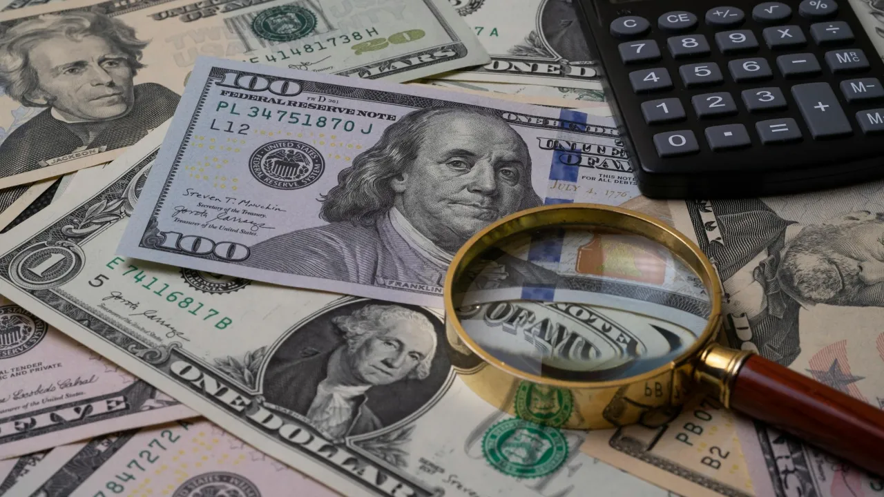 Гроші завжди будуть: 7 мудрих правил, за якими живуть багаті люди 