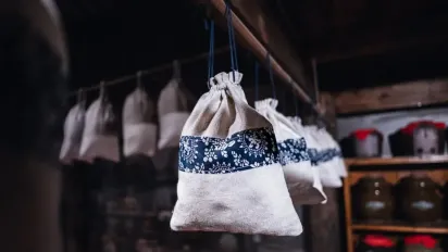 Солодкий достаток: як притягнути більше грошей у ваше життя за допомогою цукрового мішечка - фото