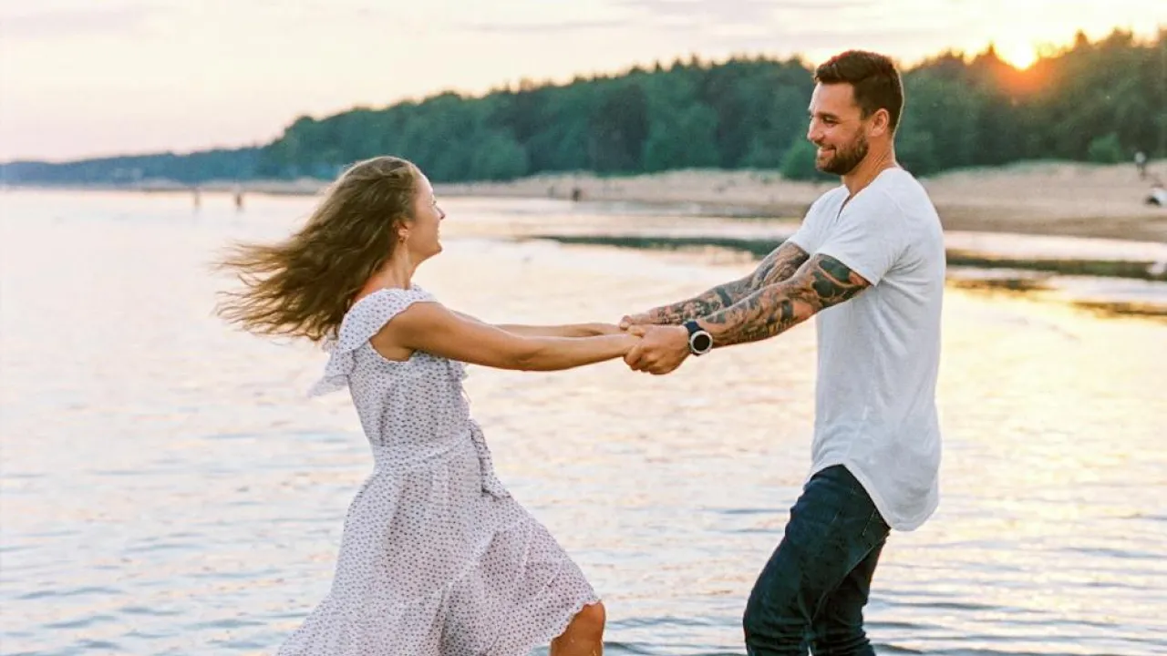 Трьом знакам Зодіаку зірки приготували феєричне кохання – хто серед щасливців 