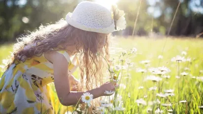 Що розвішували по кімнатах 11 червня, щоб відлякати нечисть: народні прикмети - фото