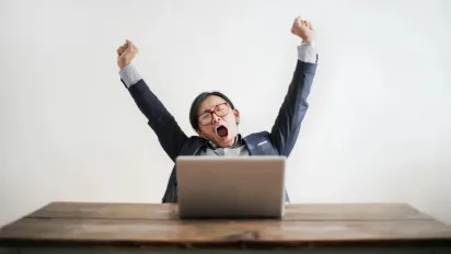 Чому ми позіхаємо, коли це робить інший: наукове пояснення - фото