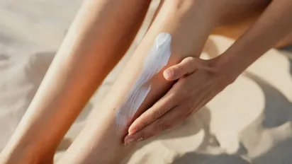 Коли сонце не шкодить: названо найкращий час для засмаги - фото