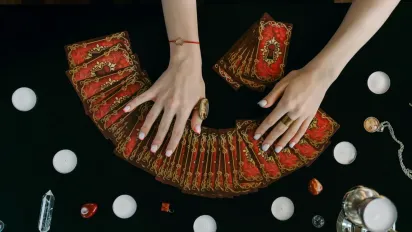 Гороскоп на 14 червня 2025 року за картами Таро для всіх знаків Зодіаку - фото