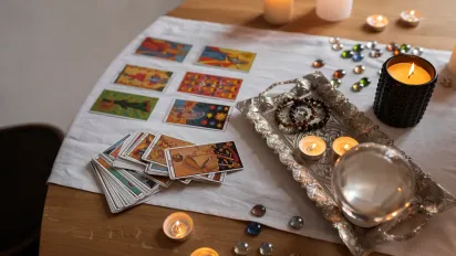Гороскоп на 16 червня 2025 року за картами Таро для всіх знаків Зодіаку - фото
