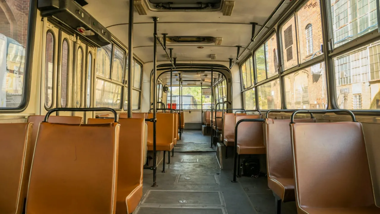 Відповідь вразить багатьох: чому на тролейбусах переважно їздять жінки 