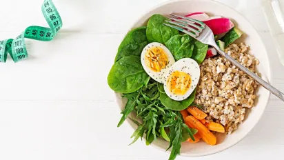 Три корисні звички, які допоможуть схуднути після 50 років і почуватися краще - фото