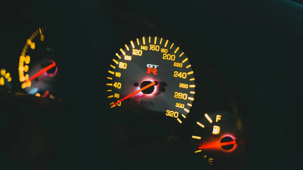 Які оберти шкодять двигуну: поради, щоб не вбити мотор 