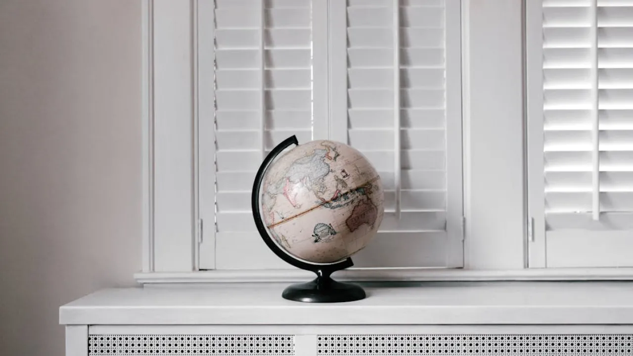 Як помити жалюзі без зняття: простий спосіб для будь-якого типу 