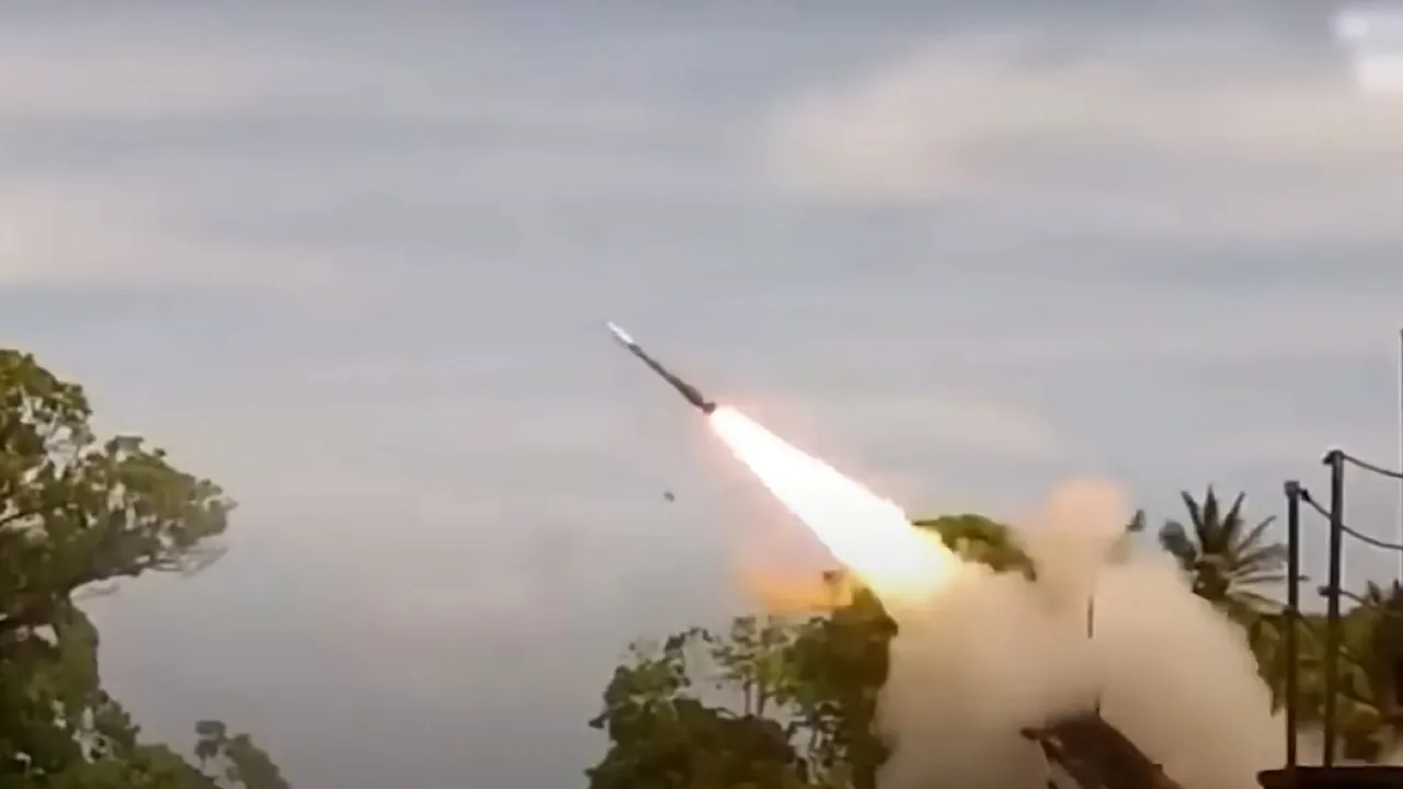 Сотні ракет для української ППО: Британія передає озброєння, куплене за російські активи 