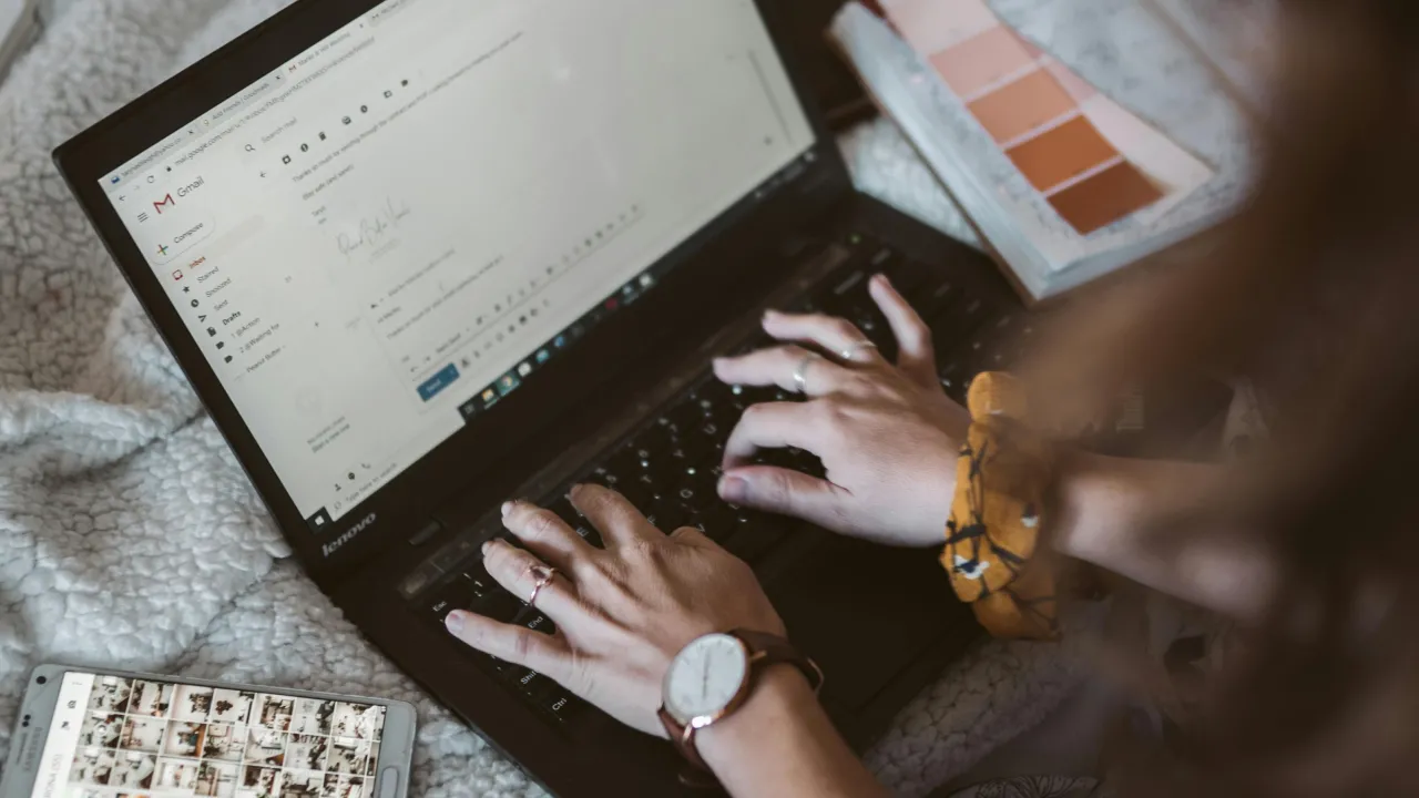 В Україні запустять платформу, яка допоможе у пошуках роботи та житла 