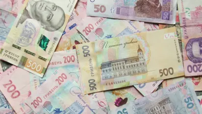 Мінімальна зарплата українців перевищить 10 тисяч гривень: які суми передбачає бюджетна декларація  - фото