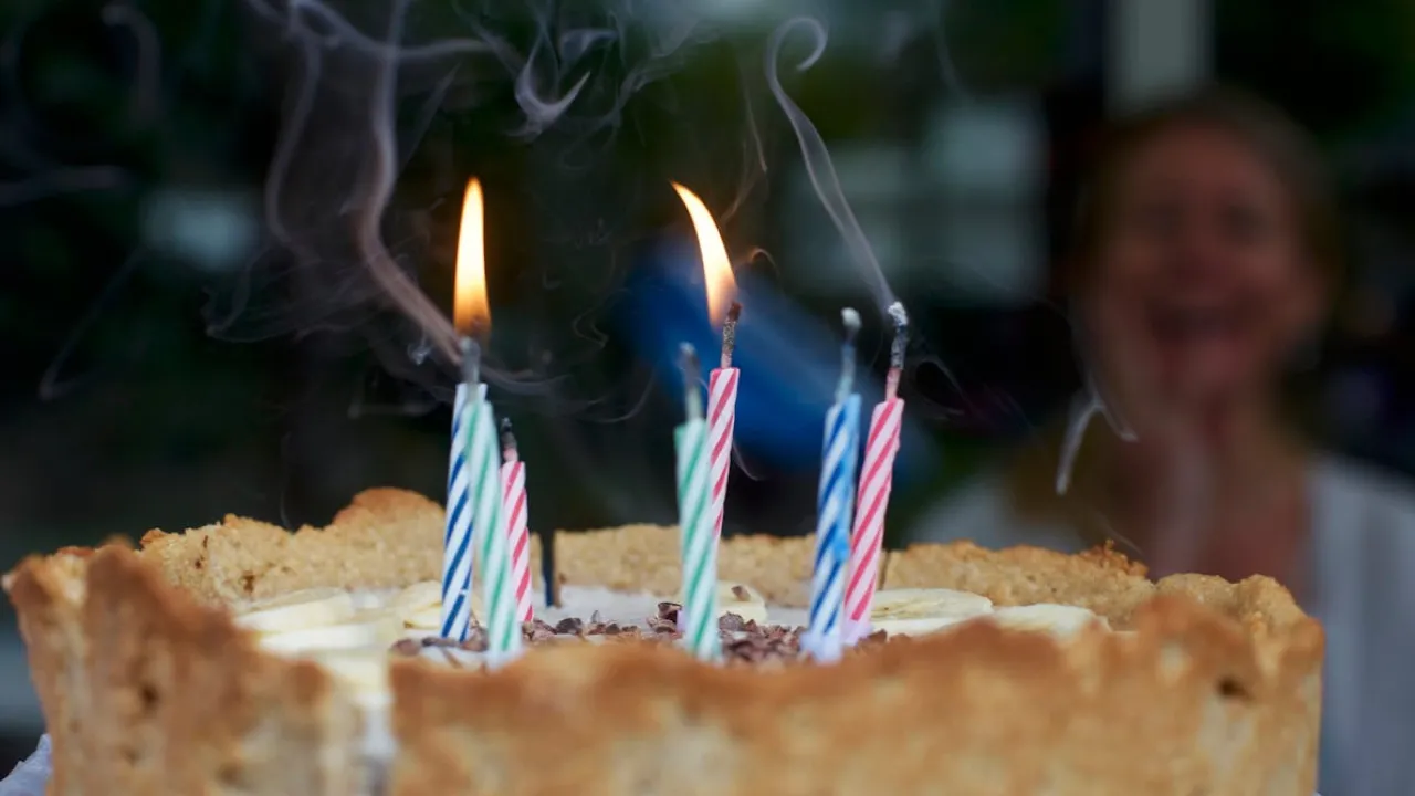 Коли святкування дня народження може накликати біду: народні прикмети та застереження 