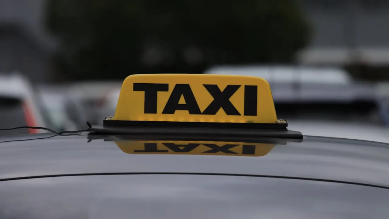 Штраф у таксі: кого покарають за непристебнутий ремінь — пасажира чи водія 