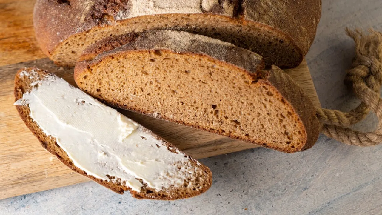 Як приготувати ароматне зелене масло — ідеальна намазка за 5 хвилин 