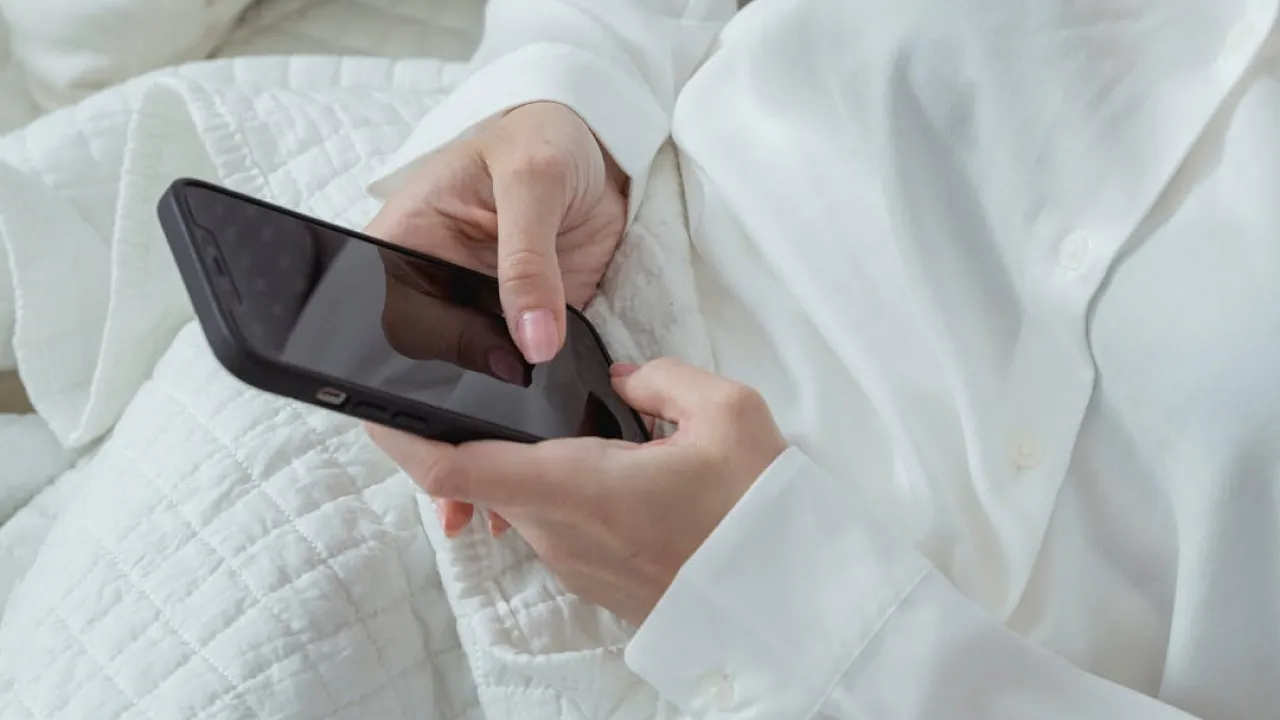 Смс, які допомагають шахраям: не зберігайте їх у телефоні, якщо хочете вберегти дані та гроші 