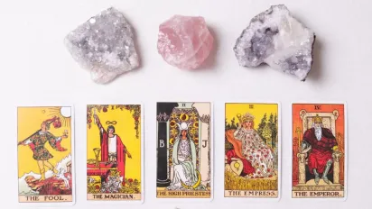  Гороскоп на 8 липня 2025 року за картами Таро для всіх знаків Зодіаку - фото