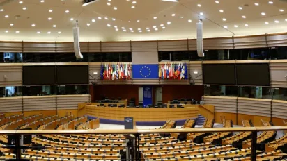 ЄС готується до можливості підтримки України, якщо бойові дії триватимуть і в 2026 році - фото