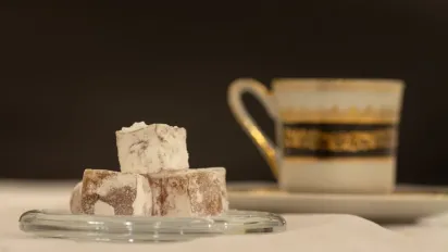 Домашня халва: достатньо трохи насіння, меду і кілька хвилин вільного часу - фото